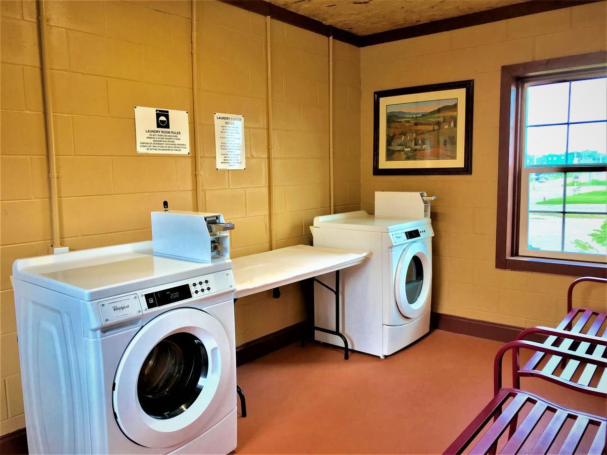 Star Plus Inn & Suites Selmer Esterno foto