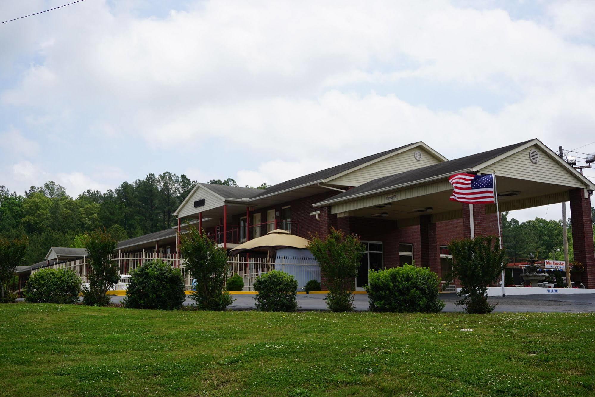 Star Plus Inn & Suites Selmer Esterno foto
