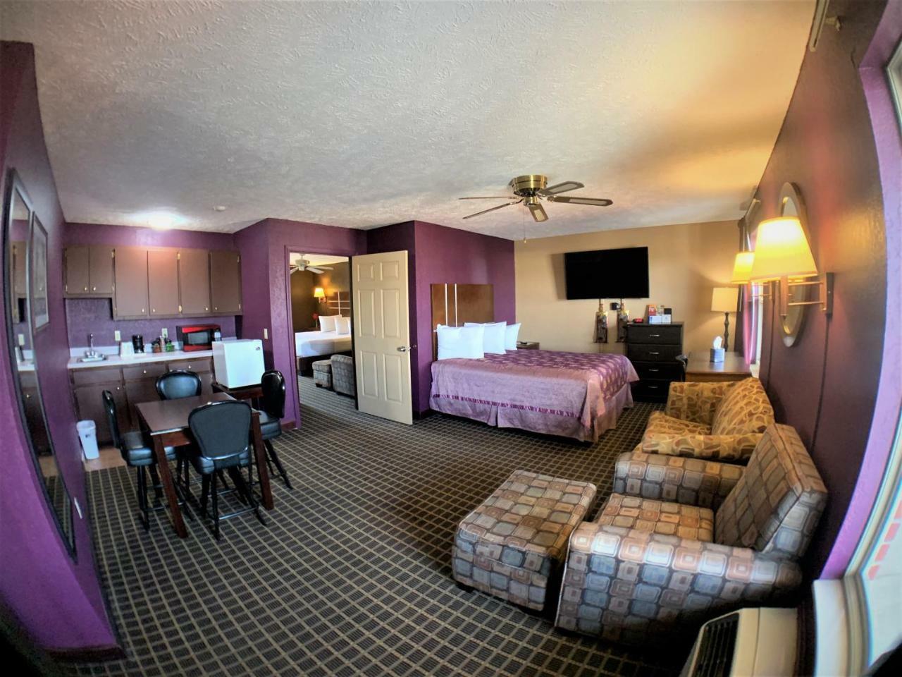 Star Plus Inn & Suites Selmer Esterno foto